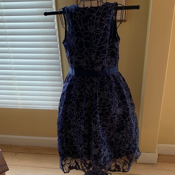 Heidi Weisel Navy Floral Dress - Picture 4 of 5